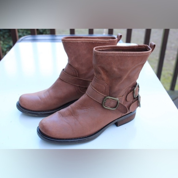 Lucky Brand Norton boots - Picture 2 of 15